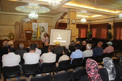 توزيع 75 برميلاً لتعبئة الحليب و16500 كيلو علف على مربي الأبقار في لبايا توزيع 75 برميلاً لتعبئة الحليب و16500 كيلو علف على مربي الأبقار في لبايا
