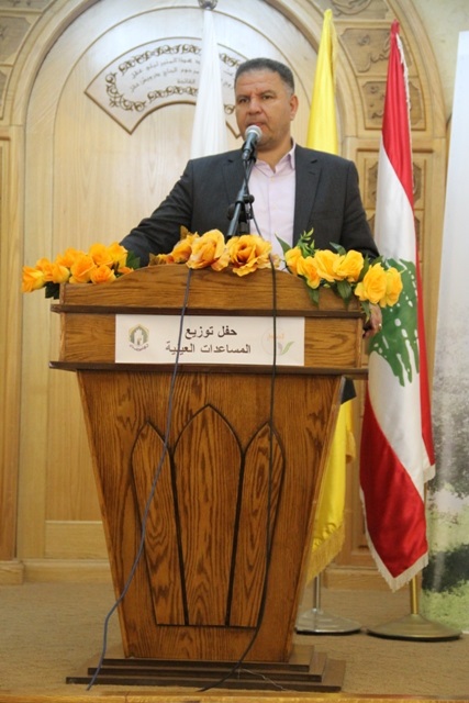 توزيع 75 برميلاً لتعبئة الحليب و16500 كيلو علف على مربي الأبقار في لبايا توزيع 75 برميلاً لتعبئة الحليب و16500 كيلو علف على مربي الأبقار في لبايا