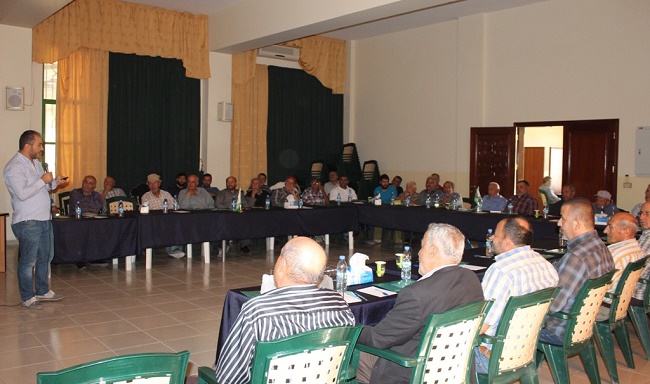 ندوة عن مكافحة ذبابة الفاكهة وآفات الزيتون في مديرية الجنوب ندوة عن مكافحة ذبابة الفاكهة وآفات الزيتون في مديرية الجنوب