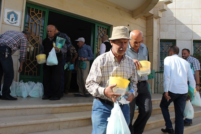 ندوة عن مكافحة ذبابة الفاكهة وآفات الزيتون في مديرية الجنوب ندوة عن مكافحة ذبابة الفاكهة وآفات الزيتون في مديرية الجنوب