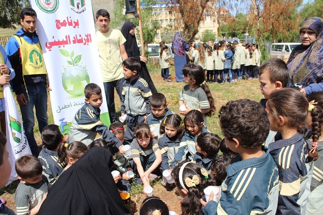 800 طالب وطالبة شاركوا في يوم بيئي ثانوية المهدي(ع)-بنت جبيل 800 طالب وطالبة شاركوا في يوم بيئي ثانوية المهدي(ع)-بنت جبيل